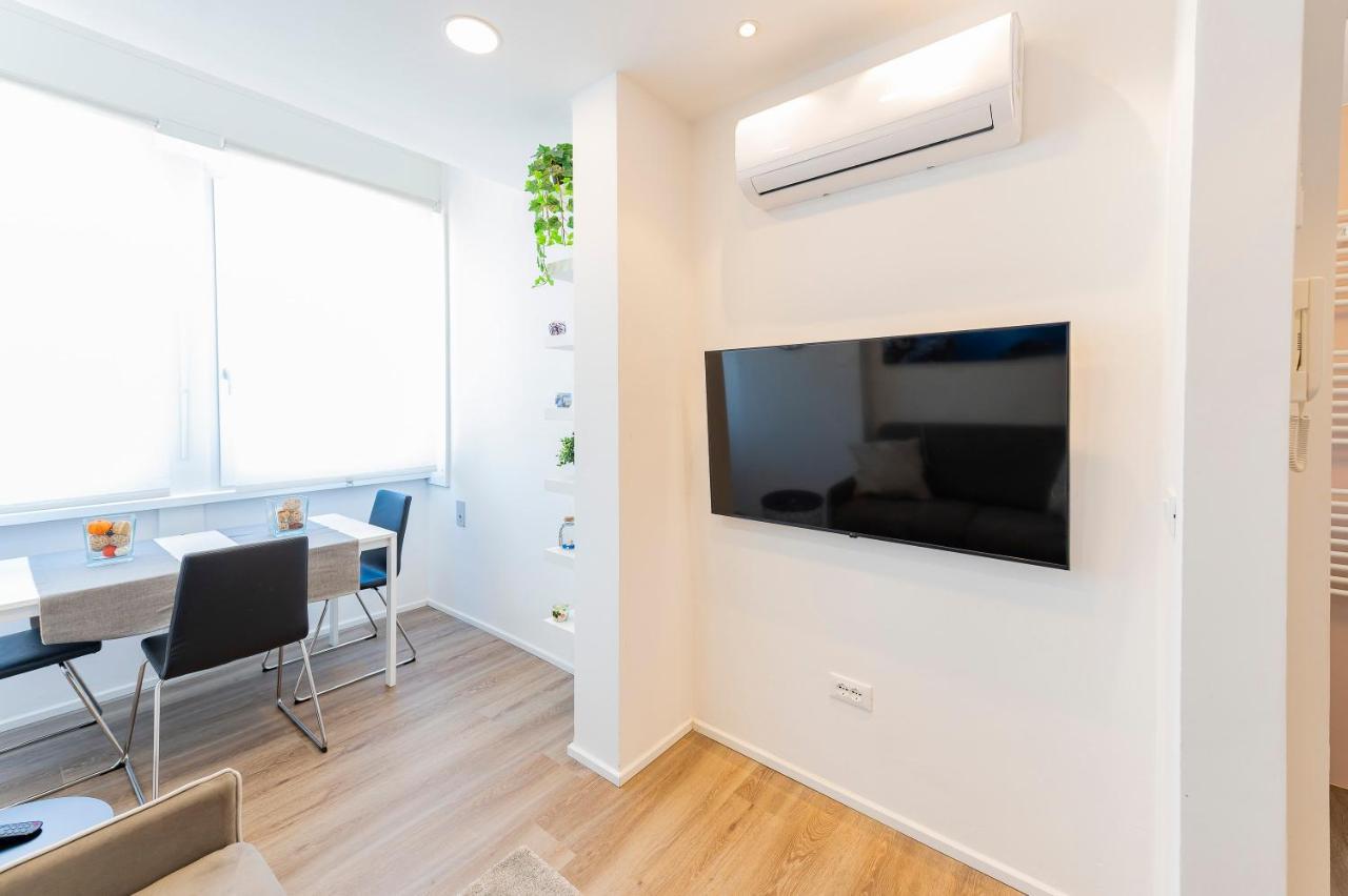 Piazza Salotto & Stazione Comfy Apartment Pescara Exterior photo