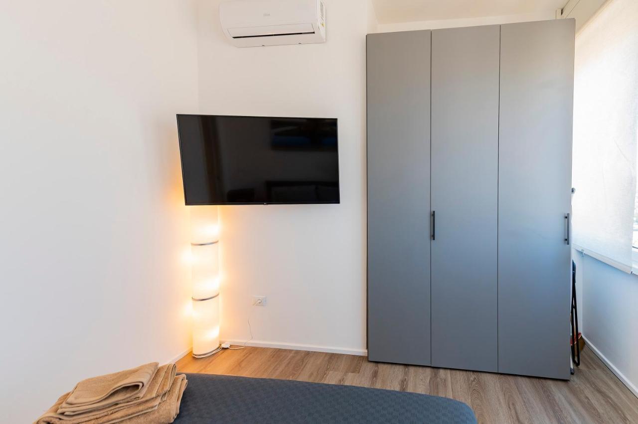 Piazza Salotto & Stazione Comfy Apartment Pescara Exterior photo