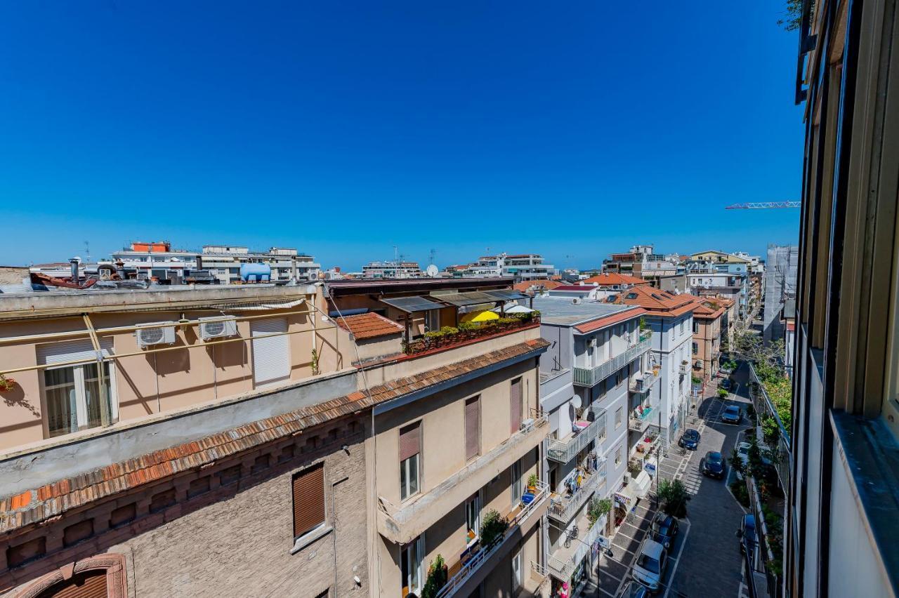 Piazza Salotto & Stazione Comfy Apartment Pescara Exterior photo